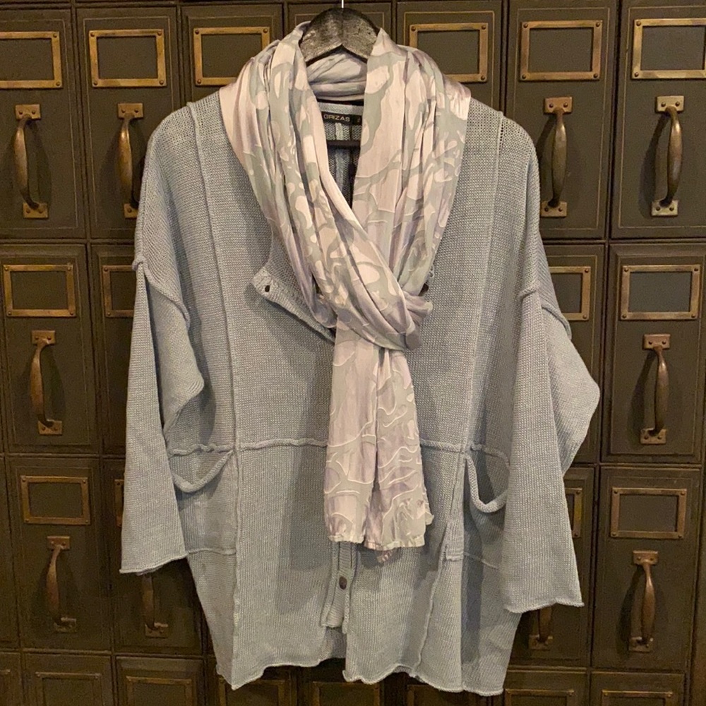 Grizas 100% Linen Sweater